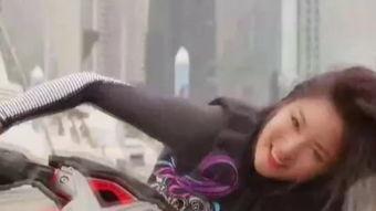 国产泳装小视频